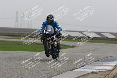 media/Nov-30-2025-TrackDaz (Sun) [[d8b22663df]]/B Group/Session 5 (Wheelie Bump)/